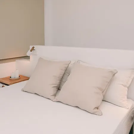 Turquoise Platis Gialos (Sifnos)