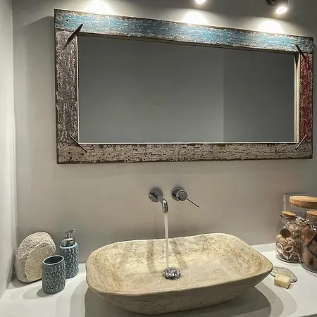Turquoise *