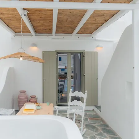 Turquoise Maison By The Sea