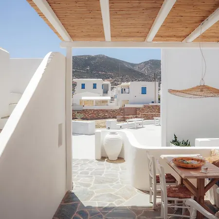 Turquoise Maison By The Sea